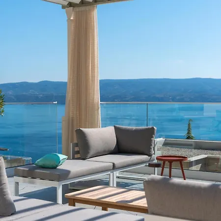 Villa Casa Geni-heated Pool, 3 Bedrooms, Sea Views Omiš