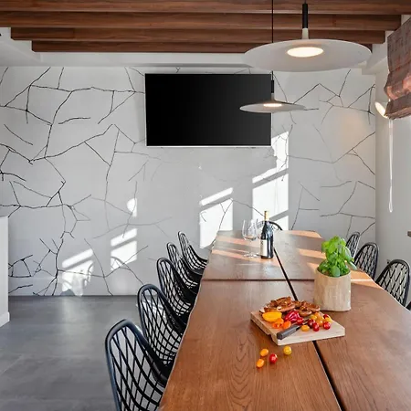 Casa Geni-heated Pool, 3 Bedrooms, Sea Views