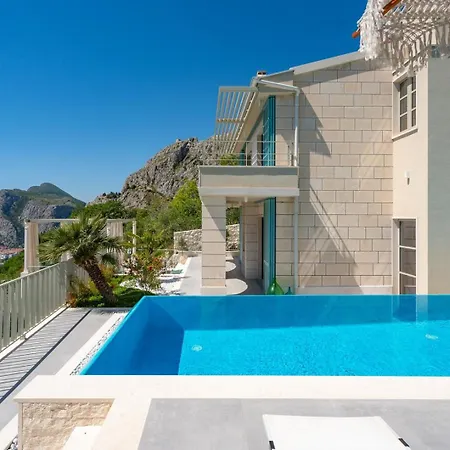 Casa Geni-heated Pool, 3 Bedrooms, Sea Views