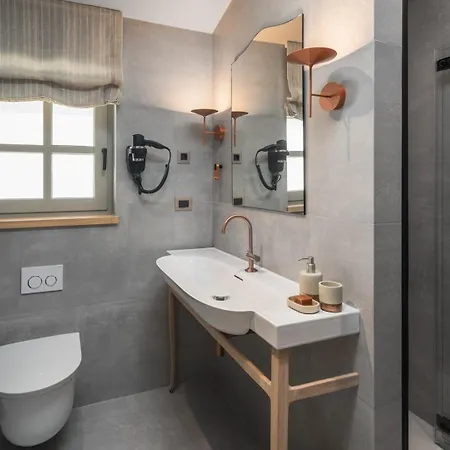 Villa Casa Geni-heated Pool, 3 Bedrooms, Sea Views