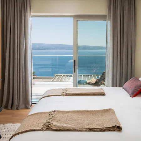 Casa Geni-heated Pool, 3 Bedrooms, Sea Views * Omiš