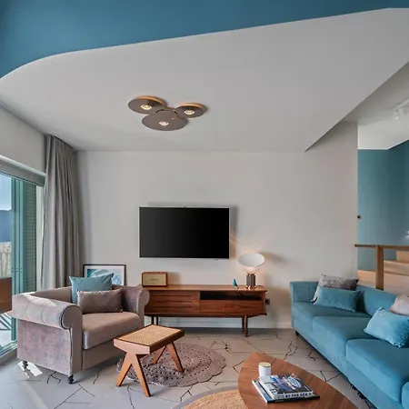 Casa Geni-heated Pool, 3 Bedrooms, Sea Views *