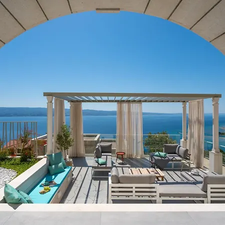 Villa Casa Geni-heated Pool, 3 Bedrooms, Sea Views Omiš