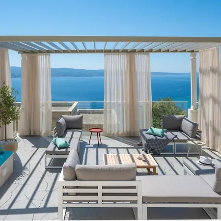 Casa Geni-heated Pool, 3 Bedrooms, Sea Views Omiš