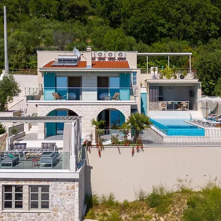 Casa Geni-heated Pool, 3 Bedrooms, Sea Views Villa